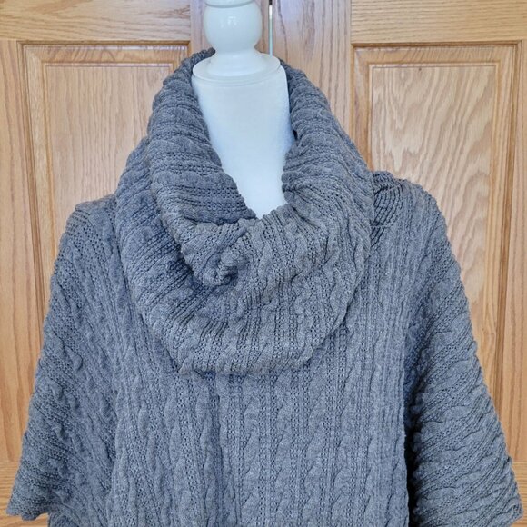 Dylan Boho Chunky Cable Knit Turtleneck Sweater Poncho Shrug Cape Hooded Gray - Picture 6 of 15